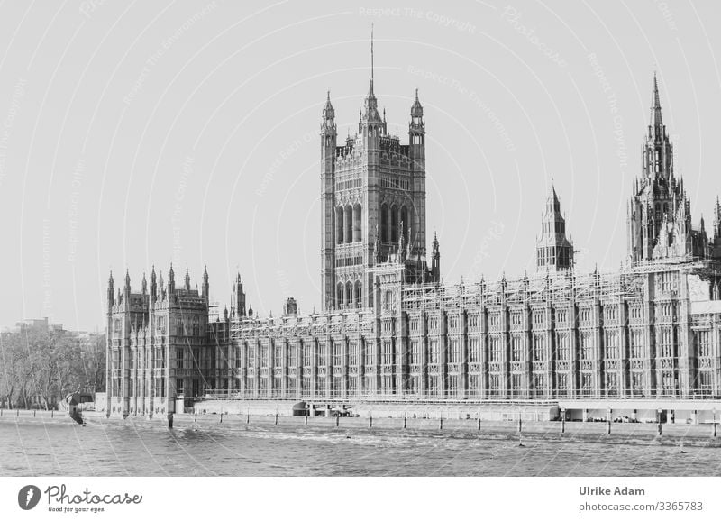 Blick über die Themse zum Palast von Westminster ( Palace of Westminster ) in London Politik & Staat Ferien & Urlaub & Reisen Nostalgie Außenaufnahme Romantik