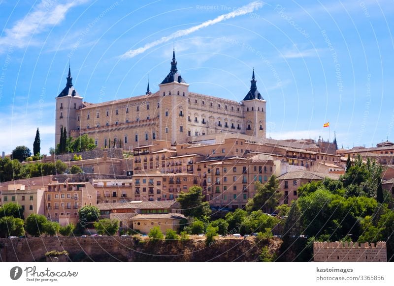 Alcazar von Toledo Ferien & Urlaub & Reisen Tourismus Haus Landschaft Erde Himmel Hügel Stadt Palast Burg oder Schloss Gebäude Architektur Fassade Terrasse