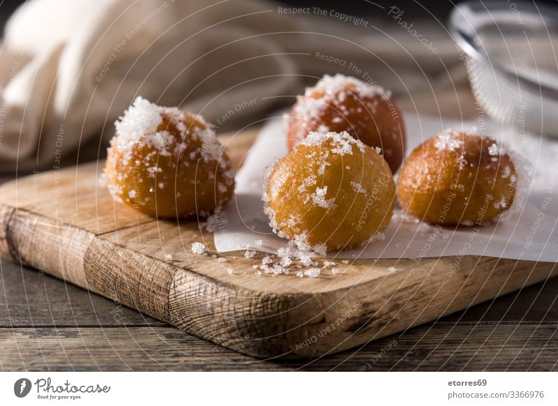 Karnevalskuchen oder buñuelos de viento für die heilige Woche Kunstgewerbler Ball Frühstück Brötchen Weihnachten Essen zubereiten kochen & garen Dessert