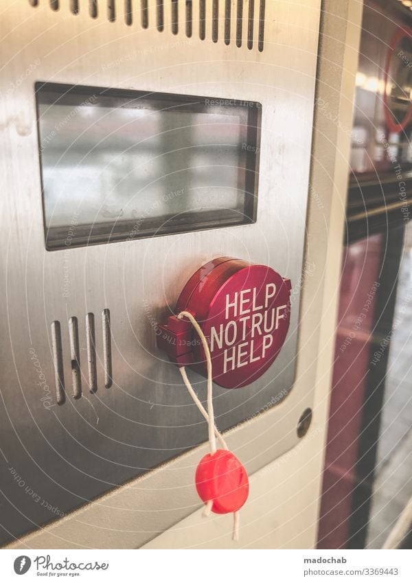 PUSH THE BUTTON - HELP NOTRUF HELP Technik & Technologie Verkehr Verkehrsmittel Schienenverkehr Bahnfahren Personenzug S-Bahn Zugabteil Zeichen Schriftzeichen