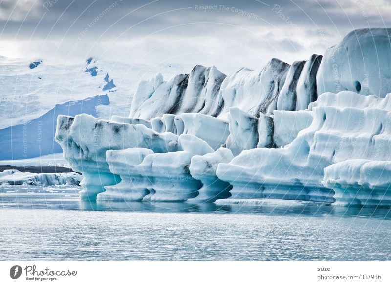 Eiswelten Ferien & Urlaub & Reisen Meer Winter Umwelt Natur Landschaft Urelemente Wasser Himmel Wolken Horizont Klima Klimawandel Frost außergewöhnlich