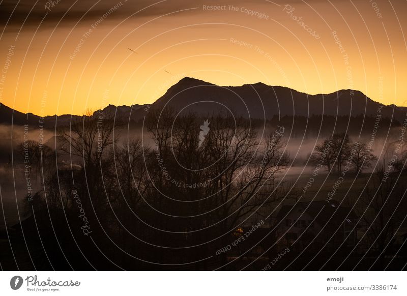 Berg Rigi kurz vor Sonnenaufgang berg rigi sonnenaufgang sonnenaufgang mit nebel Berge u. Gebirge Morgen Landschaft Morgendämmerung Alpen Himmel Menschenleer