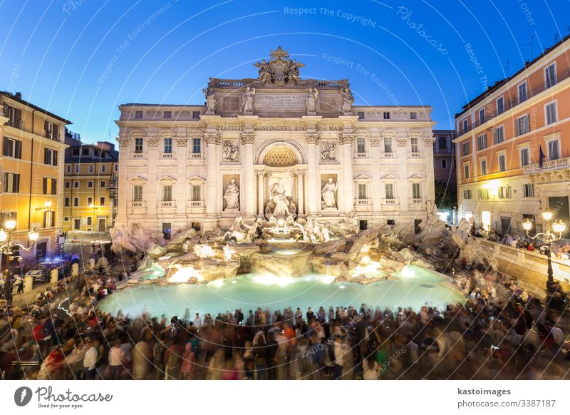 Rom-Trevi-Brunnen oder Fontana di Trevi in Rom, Italien. Springbrunnen trevi Architektur Fontana di trevi Großstadt Europa Wahrzeichen Römer Bildhauerei reisen