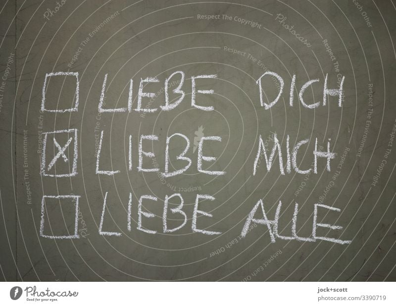 Liebe dich, liebe mich, liebe alle Tafel Kreide Gedeckte Farben Kreativität Handschrift Schilder & Markierungen ankreuzen Auswahl Wort Detailaufnahme