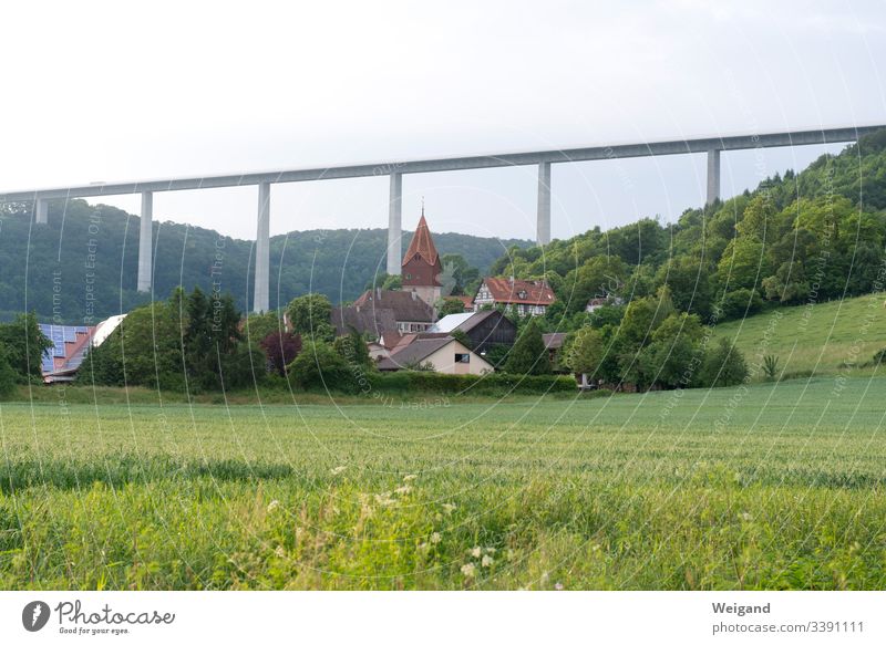 Brücke Hohenlohe Autobahn kochertal Verkehrswege Straße Autofahren Straßenverkehr Verkehrsmittel