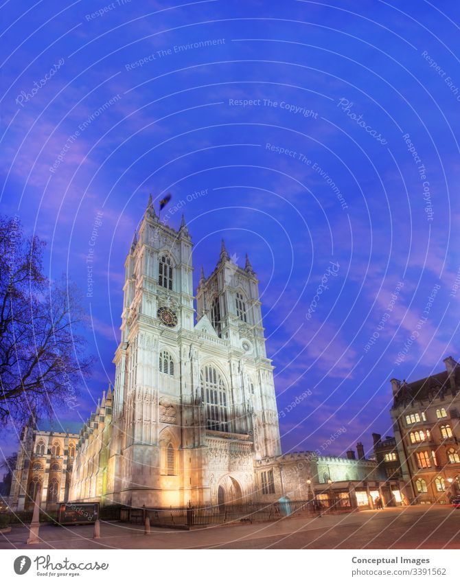 Westminster Abbey in der Abenddämmerung, London, England. Abtei Architektur Britische Inseln Kathedrale Christinanity Kirche Europa Großbritannien Historie