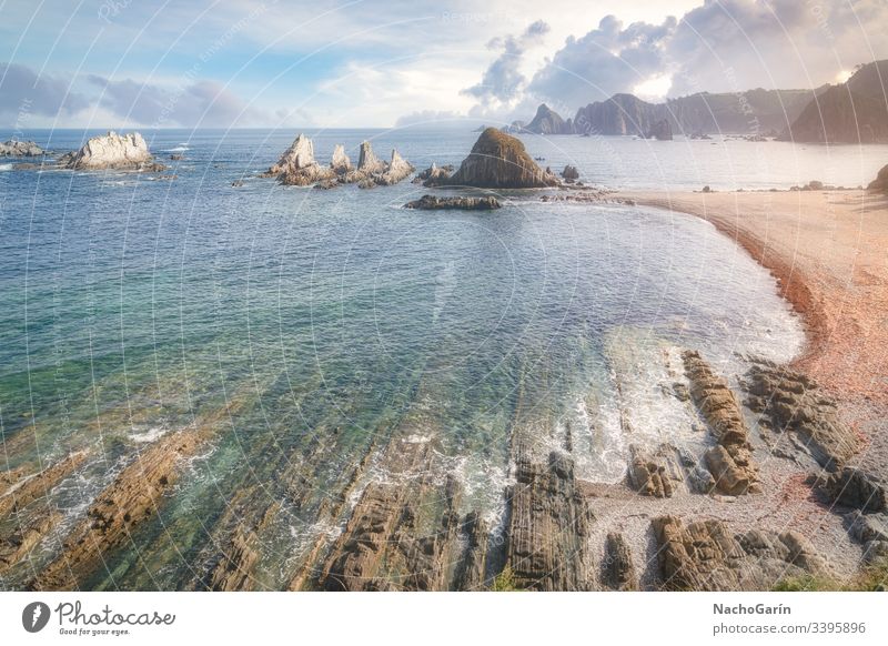 Erstaunlicher Gueirua-Strand bei Sonnenuntergang in Asturien, Spanien Landschaft Natur MEER Meer Küste gueirua Stein Meereslandschaft Felsen Himmel españa