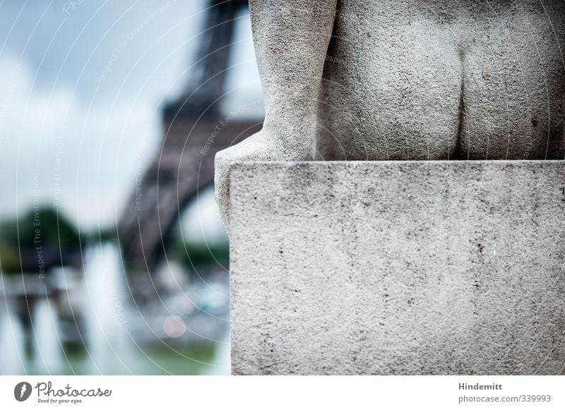 Am A...bend in Paris Ferien & Urlaub & Reisen Tourismus Sightseeing Städtereise Hand Gesäß Kunst Kunstwerk Skulptur Architektur Himmel Wolken schlechtes Wetter