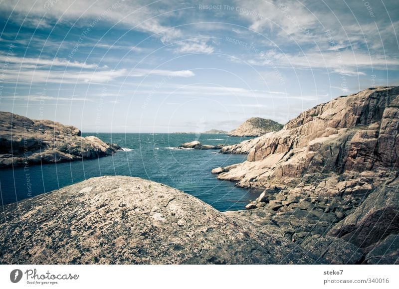 Südnorwegen Wasser Himmel Schönes Wetter Felsen Küste Bucht Meer blau Einsamkeit Erholung ruhig Ferne frisch Norwegen Farbfoto Außenaufnahme Menschenleer