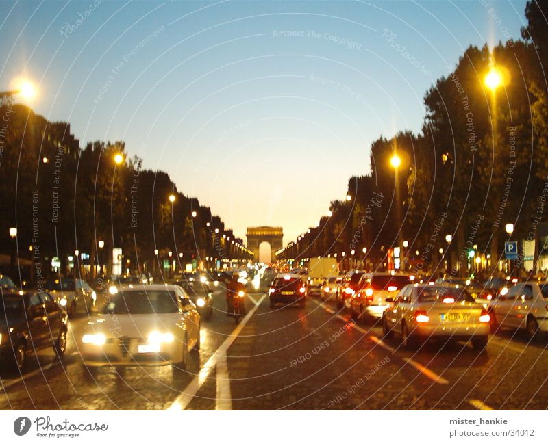 Champs-Elysées Paris Europa Arc de Triomphe