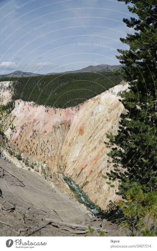 yellowstone nationalpark die natur Wyoming Wunder Feiertag Szene heiß Ausflugsziel Ruhm Landschaft treu Berge u. Gebirge amerika Ansicht reisen Wasser Natur