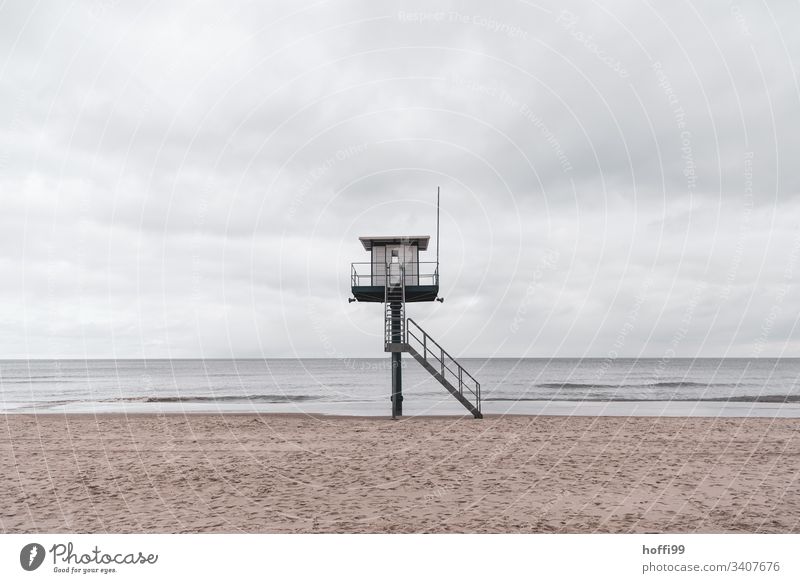 Rettungsschwimmer Station am Meer Turm Sicherheit Strandposten Bademeister Rettungsturm Schwimmen & Baden Nordsee Umwelt Sand Insel Küste Hochsitz Gebäude