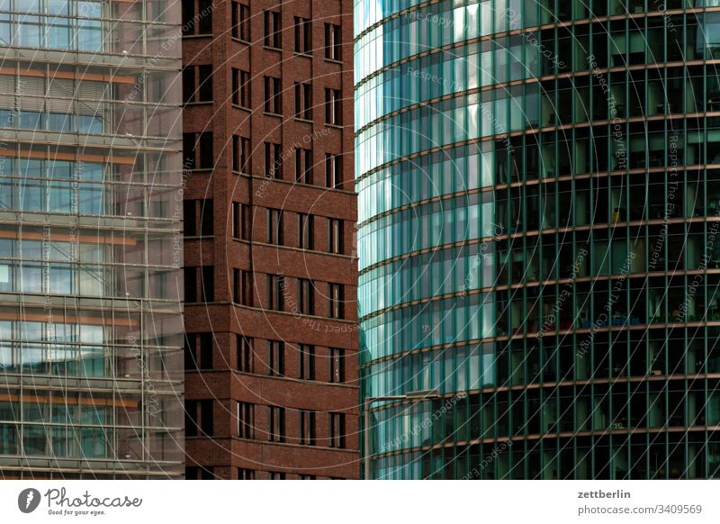 Potsdamer Platz architektur berlin büro city deutschland froschperspektive hauptstadt haus himmel hochhaus innenstadt mitte modern neubau platz skyline