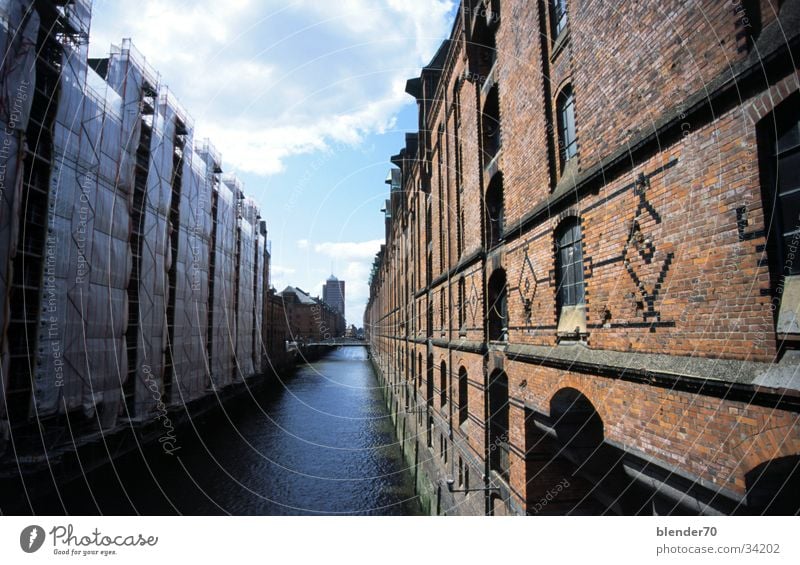 Hamburg Speicherstadt Backstein Alte Speicherstadt Anlegestelle Architektur Wasser Fluss Abwasserkanal