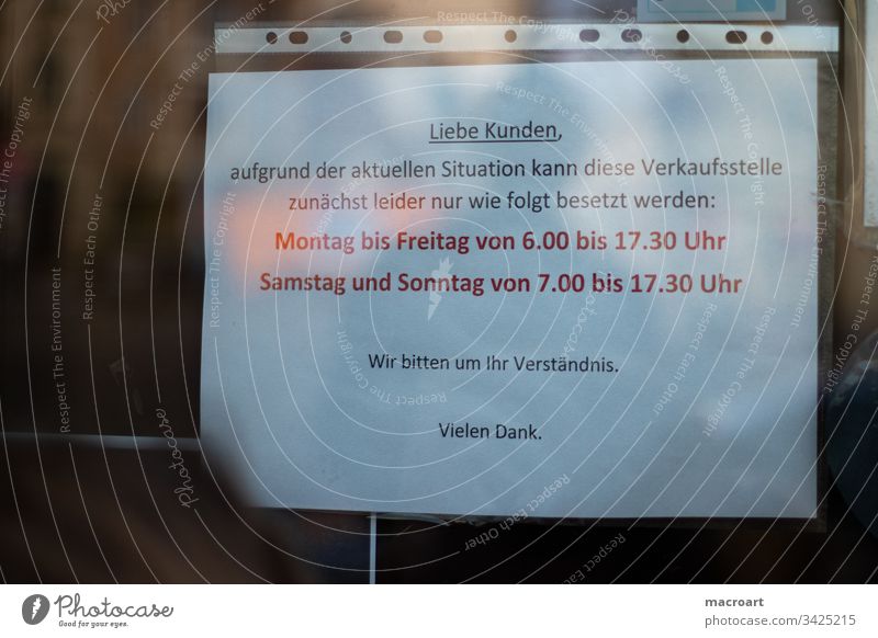 Corona Virus - Absagen und Schließungen Coronavirus COVID-19 Grippe Pandemie Influenca Deutschland halle/Saale Halle Saale Sachsen Anhalt Epidemie Desinfektion