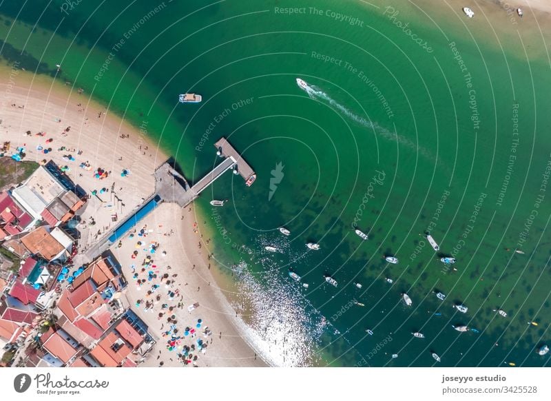 Luftaufnahme der Insel Armona, Ria Formosa, Algarve, Portugal. Ausflug Antenne armona atlantisch Bucht Strand schön blau Boot Küste Küstenlinie Ausflugsziel