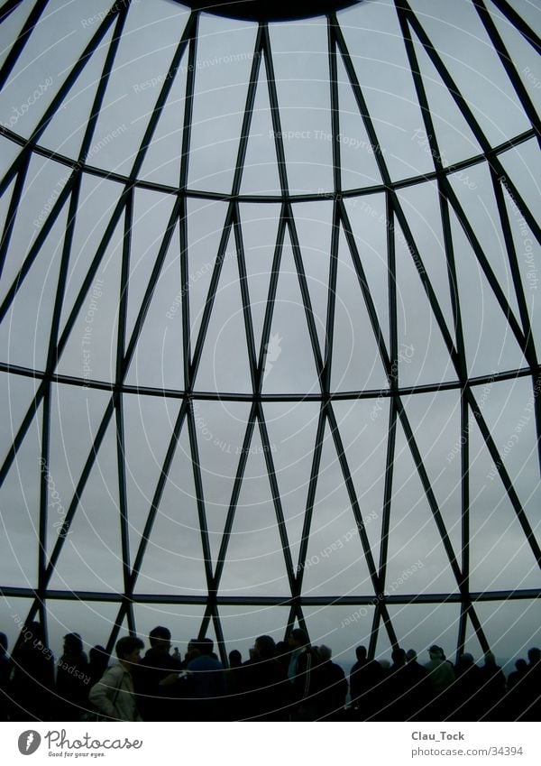 Top of the gherkin London Hochhaus Kuppeldach Haus Dom Architektur sir norman forster rauten Himmel 30 St Mary Axe