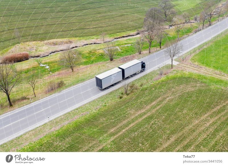 LKW von Oben 1 lkw LKW-Anhänger Straße von oben concrete Speed Verkehrswege Verkehrsmittel