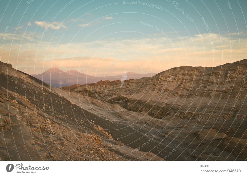 Mondtal Sommer Berge u. Gebirge Umwelt Natur Landschaft Urelemente Erde Sand Luft Himmel Horizont Klima Wärme Felsen Schlucht Wüste außergewöhnlich fantastisch