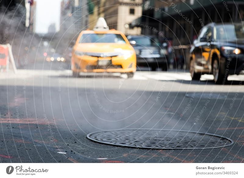 New Yorker Taxi Farbe modern Quadrat Straße reisen Großstadt urban gelb Licht Tourismus Menschen neu Landschaft Verkehr Szene vereint beschäftigt Werbung USA