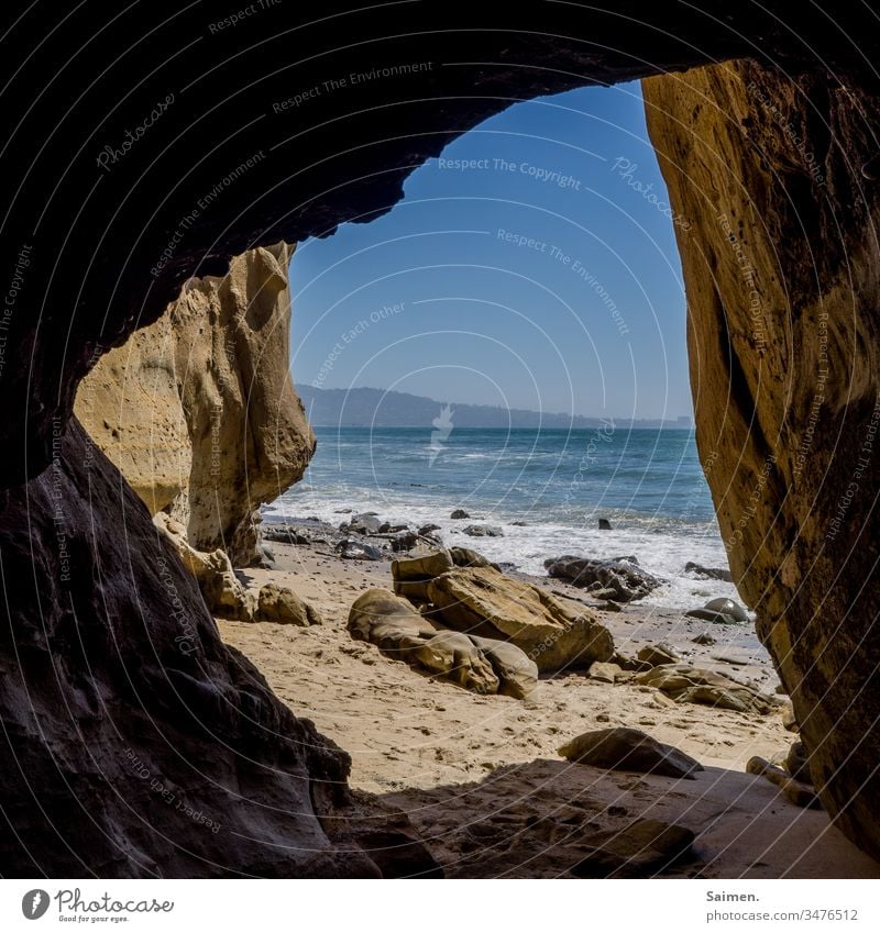 Bärenhöhle Deluxe Höhle Strang Meer ozean Felsen dunkel licht Sonne Steine Geröll Aussicht Landschaft Himmel Natur USA Amerika La Jolla San Diego Sand Küste