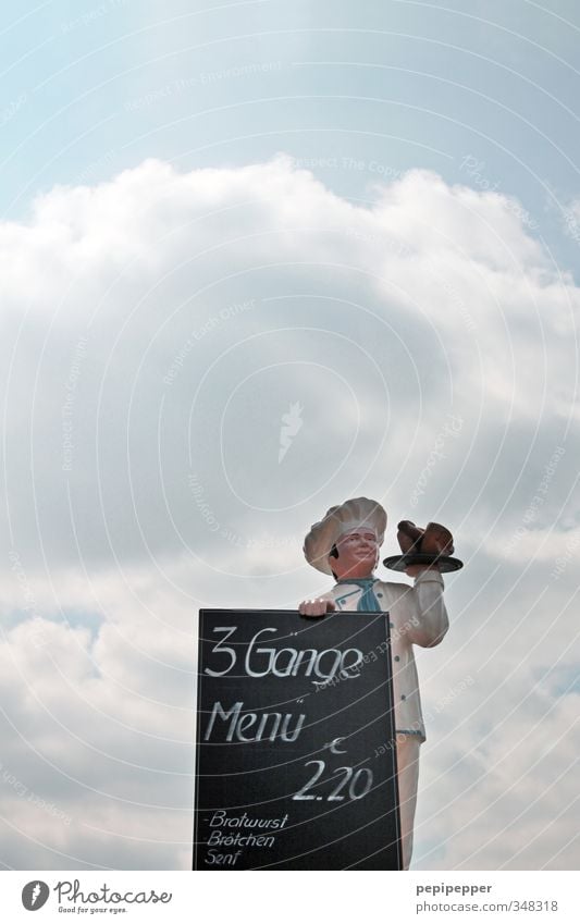 mit serviette – 4 gänge Lebensmittel Fleisch Wurstwaren Teigwaren Backwaren Brötchen Kräuter & Gewürze Ernährung Mittagessen Picknick Fastfood Fingerfood Teller