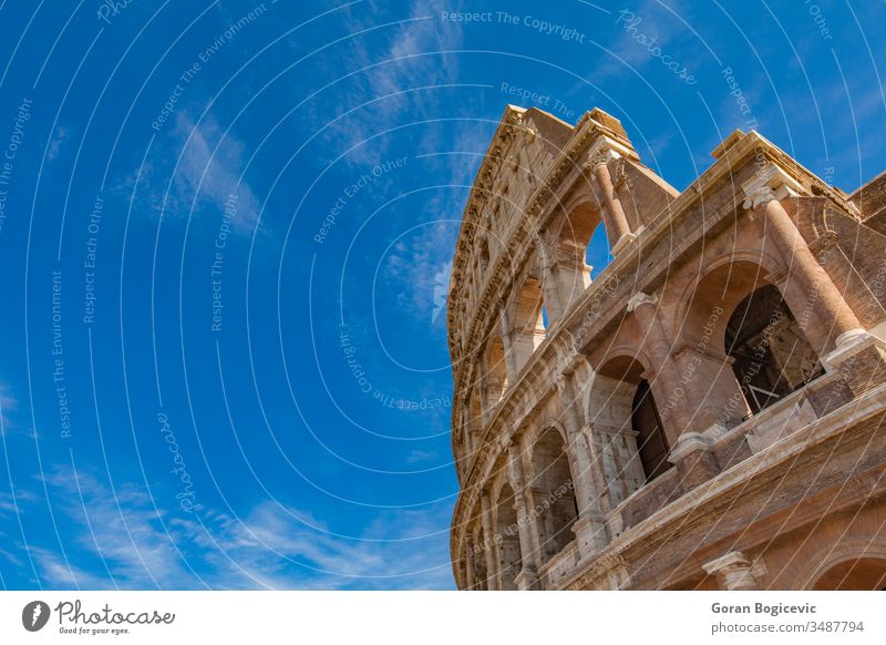 Kolosseum alt Amphitheater Europa Römer Italien antik Wahrzeichen Architektur Rom Denkmal Stein Arena Italienisch Himmel Ruinen Kultur historisch Historie Erbe