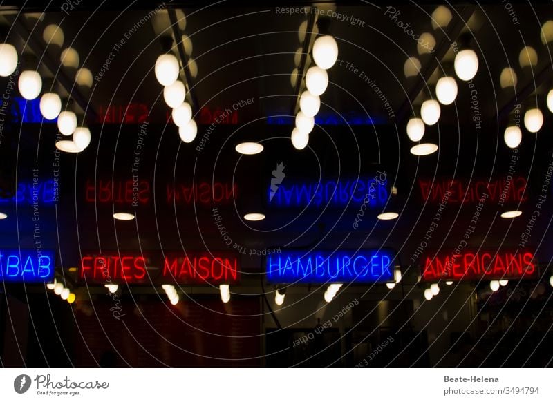 Nachtleben Freizeit & Hobby Kunstlicht Abenteuer Lifestyle Hamburger Kebab Fastfood Lichterketten Spiegelung Vergnügung Pommes Frites Verführung Ernährung Essen