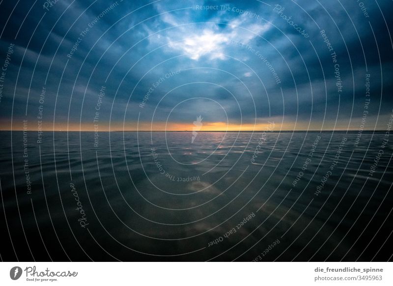 Wattenmeer II Strand Himmel Meer Küste Wasser Horizont Natur Tourismus blau Außenaufnahme Ferien & Urlaub & Reisen Landschaft Menschenleer Ferne Idylle Tag