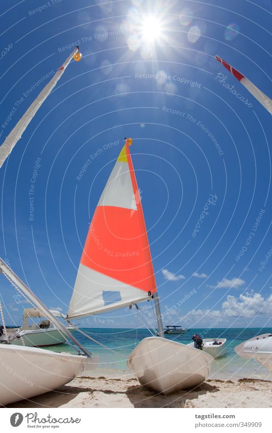 BÖÖTSCHE Mauritius Afrika Strand Meer Wasserfahrzeug Segelboot Segelschiff Gegenlicht Farbfoto Ferien & Urlaub & Reisen Reisefotografie Paradies Wassersport