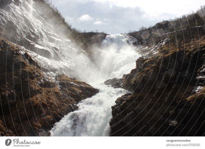 Kjosfossen Umwelt Natur Landschaft Urelemente Wasser Wolken Sträucher Moos Felsen Berge u. Gebirge Wasserfall Ferien & Urlaub & Reisen außergewöhnlich