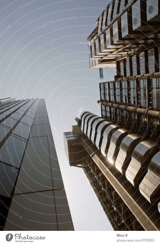 Wolkenkratzers* Wirtschaft Kapitalwirtschaft Börse Hauptstadt Skyline Hochhaus Bankgebäude Bauwerk Gebäude Architektur gigantisch hoch Business Farbfoto