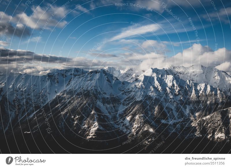 winterliche Alpen III Winter Schnee Berge Gebirge Berge u. Gebirge Himmel Landschaft Wolken blau Gipfel Felsen weiß Schneelandschaft Außenaufnahme