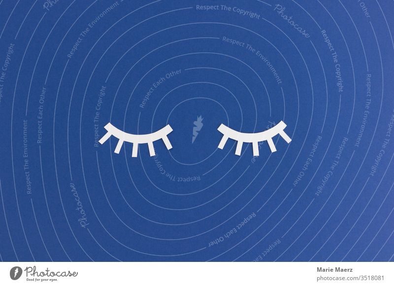 Müde // Geschlossene Augen aus Papier geschlossene Augen schlafen Müdigkeit träumen schön ruhig weiß Traum Sinnesorgane Wimpern Grafik u. Illustration