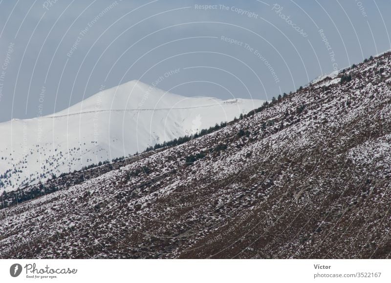 Acuta-Spitze. Pyrenäen. Huesca. Aragonien. Spanien. aragonisch kalt Farbe Farben hoch Landschaft Landschaften Reittier Berge u. Gebirge Halterungen natürlich