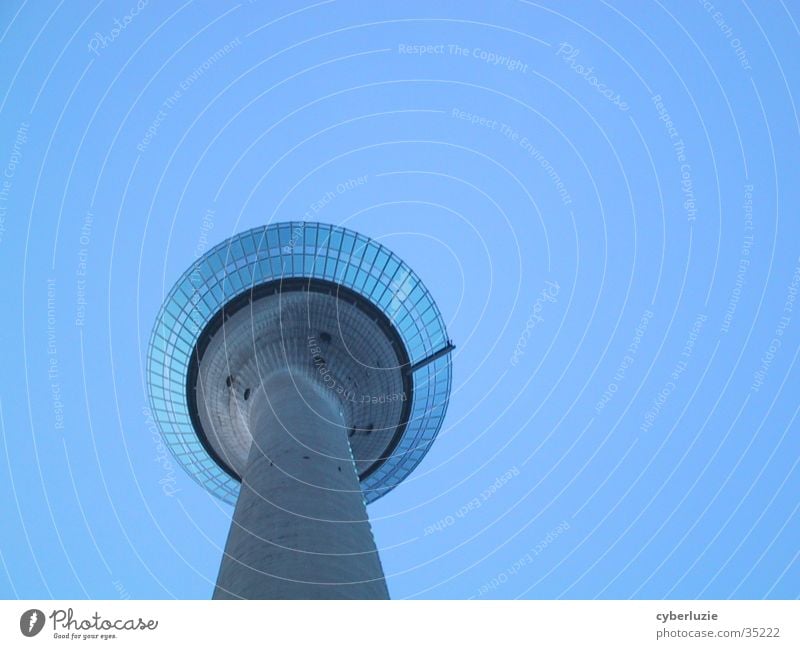 unknown flying object? Rheinpromenade Architektur Düsseldorf Medienhafen Fernsehturm