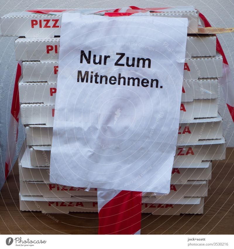 Gesundheit mit entsprechender Zubereitung nur zum Mitnehmen Dienstleistungsgewerbe Pizza selbst geholt Pizza-Service bläulich ungesund Angebot Vorbereitung