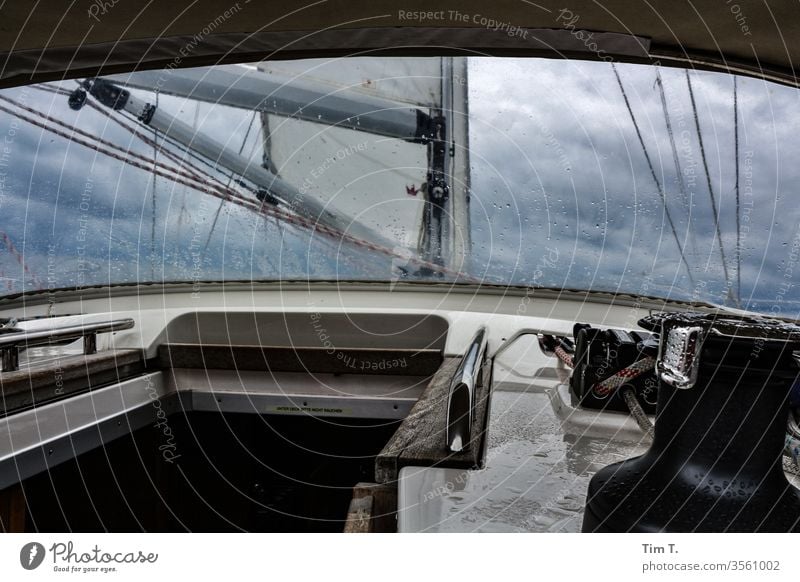 Segeln Wasser Wasserfahrzeug Meer Segelboot See Schifffahrt Ferien & Urlaub & Reisen Farbfoto Segelschiff Himmel Wassersport Abenteuer Freiheit Bootsfahrt