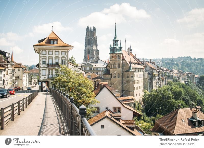 Freiburg Schweiz Kirche Häuserzeile Bauwerk Europa Stadtzentrum Architektur Sehenswürdigkeit