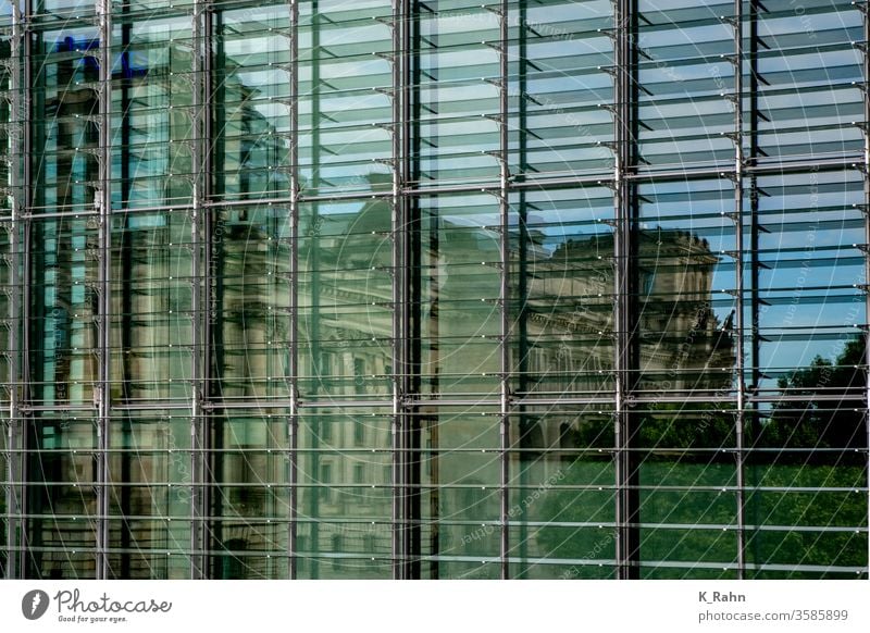 Tag im Regierungsviertel Architektur stadt straße gebäude brücke reisen himmel wasser haus. europa berlin spre deutsch regierung marie elizabeth haus modern