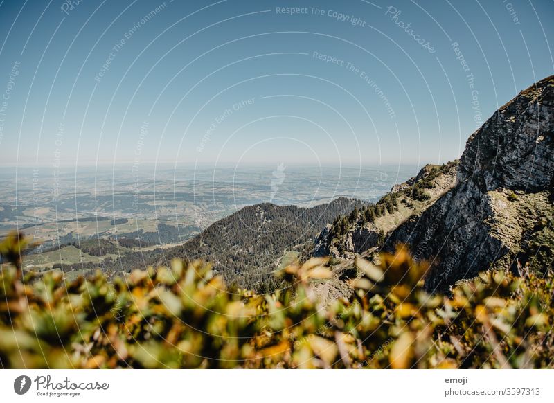 Aussicht vom Berg Pilatus (Gipfel Mittaggüpfi) Luzern, Schweiz berg pilatus mittaggüpfi aussicht blauer himmel schönes wetter wandern wandertag ausflug schweiz