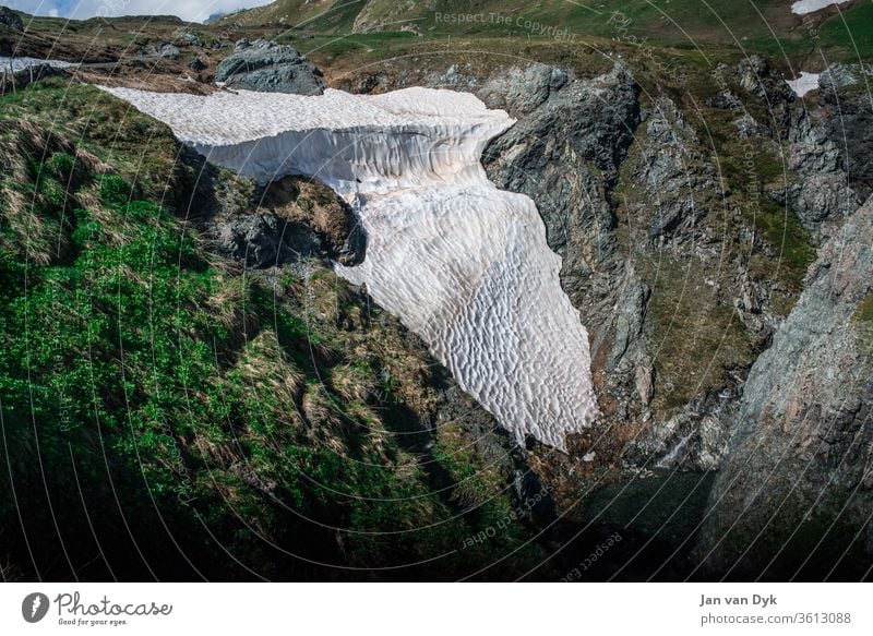 Gletscher am Septimerpass Gletschersterben Schnee Eis Gebirge Berg Klimaerwärmung Fridays for Future Klimawandel Umwelt Emissionen Kohlenstoff CO2-Ausstoß