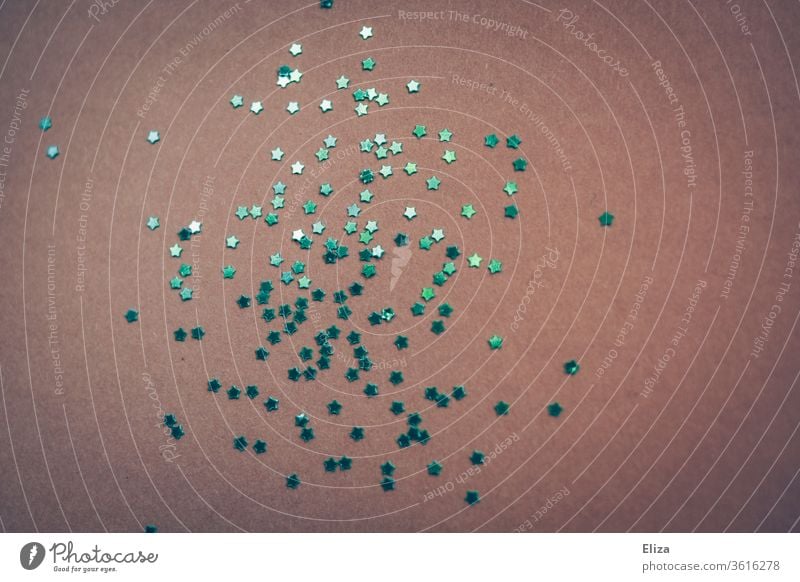 Grün schimmernde Sterne glitzernd Weihnachten Magie grün Zauberei Dekoration basteln Dekosterne Dekoration & Verzierung Zauberei u. Magie Weihnachten & Advent