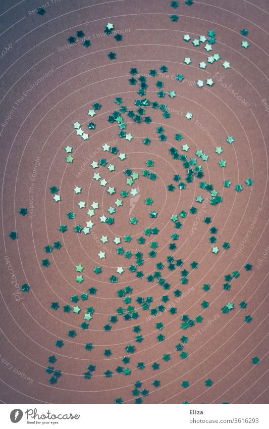 Kleine grüne funkelnde Sterne magisch Weihnachten Dekoration Glitzer glitzern Dekoration & Verzierung klein zart festlich Hintergrund rosa lila