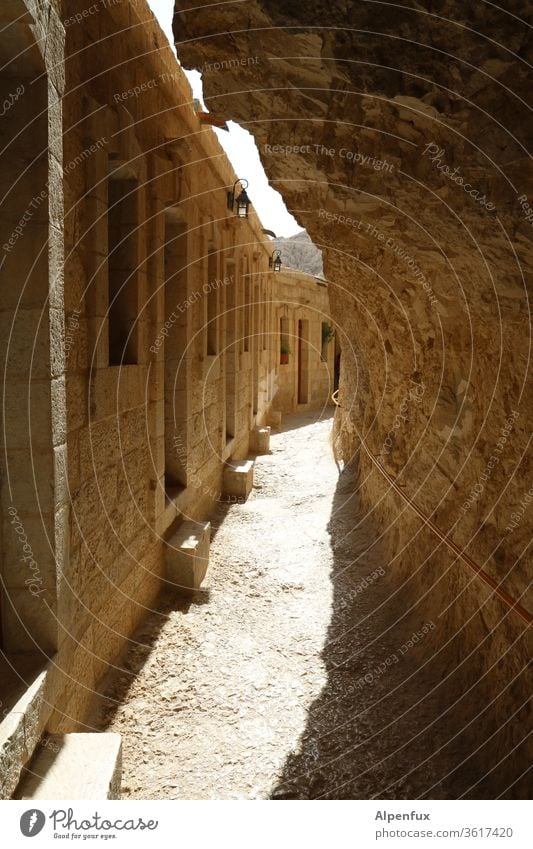 Kloster der Versuchung (Deir al Krntl) Menschenleer Altstadt Farbfoto Außenaufnahme historisch Bauwerk Sehenswürdigkeit Kirche Gebäude Architektur Tag