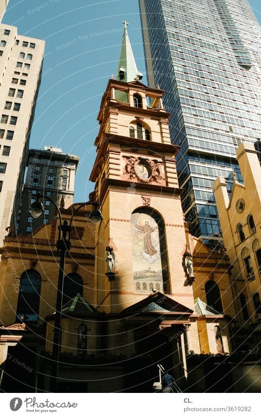 boston Architektur Kirche Hochhaus Stadt Wolkenkratzer Gebäude Himmel Großstadt urban Stadtzentrum Gegensatz alt neu historisch Turm Stadtbild modern