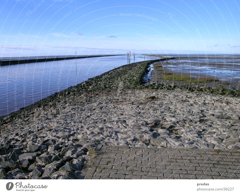 Ausfahrt Meer Fahrwasser Deich Küste Wasser Bensersiel