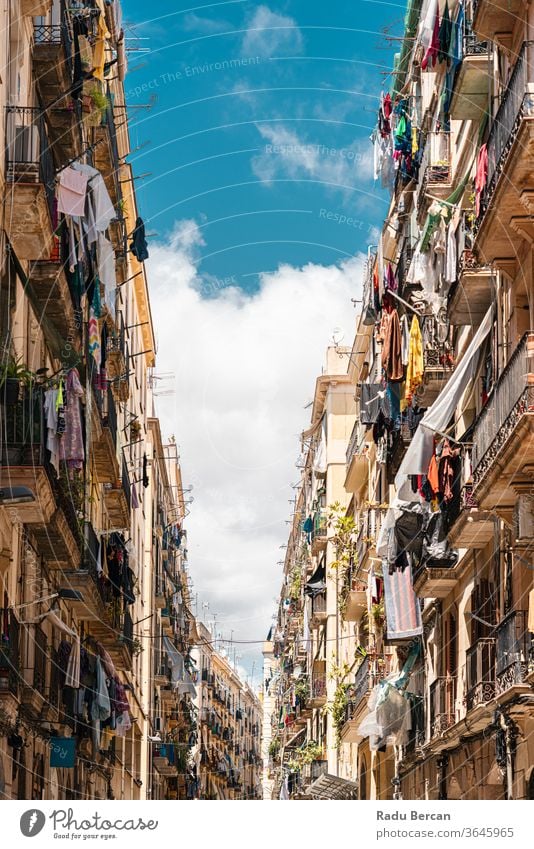 Architektur des gotischen Viertels in der Stadt Barcelona, Spanien Spanisch Wahrzeichen Europa architektonisch Katalonien Straße urban antik Balkon Fassade