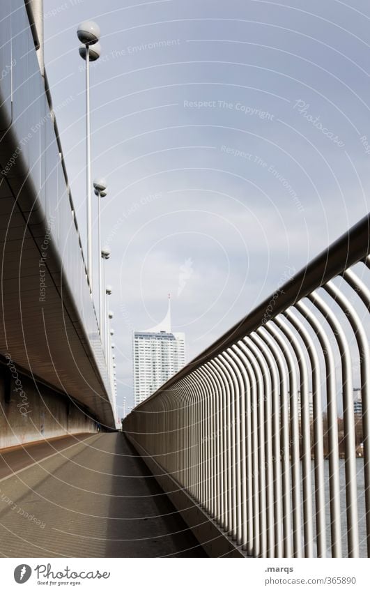 Vienna Stil Design Wien Österreich Haus Brücke Bauwerk Gebäude Architektur Unendlichkeit Fluchtpunkt Himmel Laterne Brückengeländer Wege & Pfade Ziel Zukunft