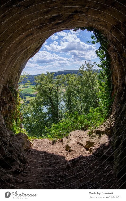 Blick aus einer Höhle am Happurger Stausee Berge felsig Sommer wandern Natur Berge u. Gebirge Landschaft Felsen Tourismus Ferien & Urlaub & Reisen Außenaufnahme